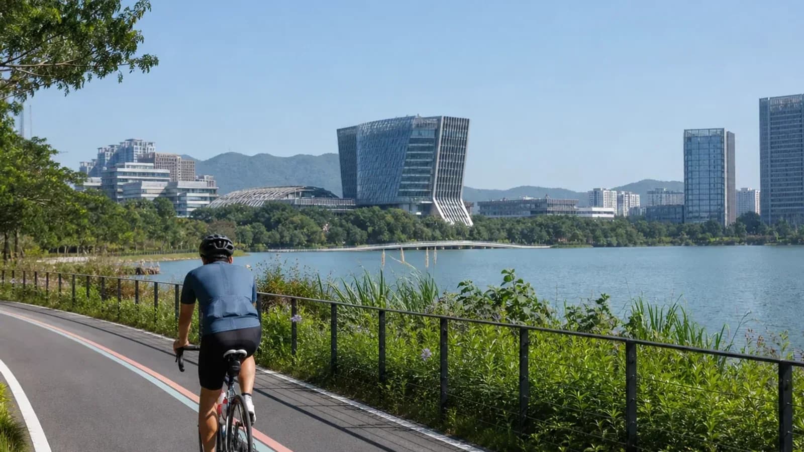 Songshan Lake paths in Dongguan