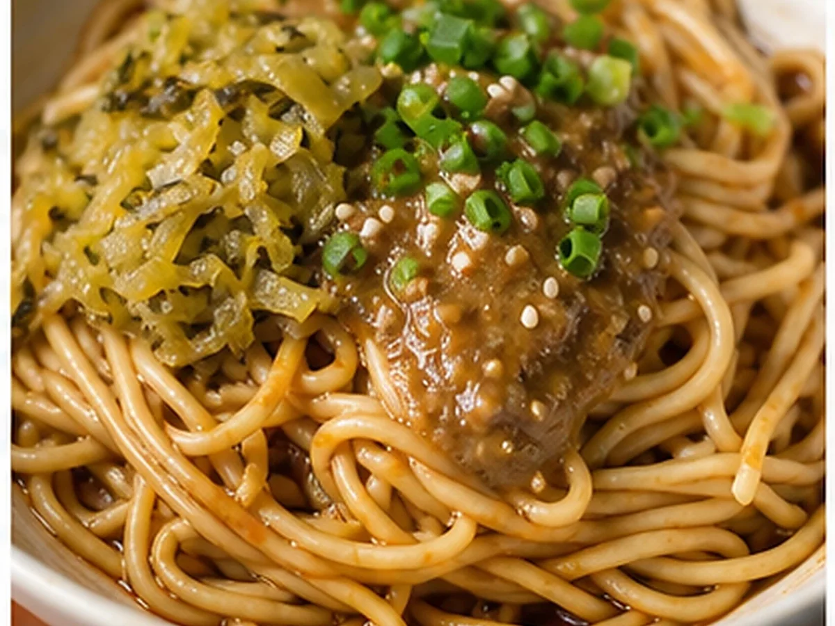 Hot dry noodles in Wuhan